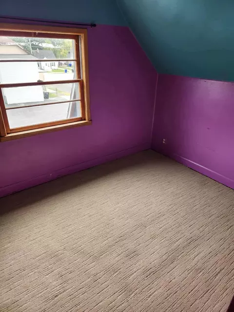 Bedroom - 716 W Bell Ave, Appleton, WI 54914 photo 6 of 6
