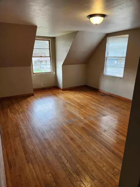 Bedroom - 716 W Bell Ave, Appleton, WI 54914 photo 3 of 6