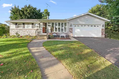 1024 W Lincoln St, Waupun, WI 53963