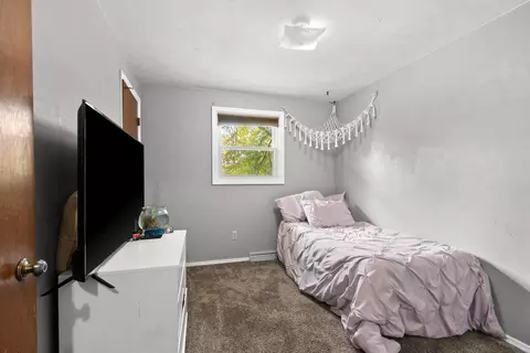 Bedroom - 41 Solar Cir, Appleton, WI 54915 photo 5 of 6