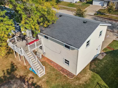 View/Area - 41 Solar Cir, Appleton, WI 54915 photo 1 of 3