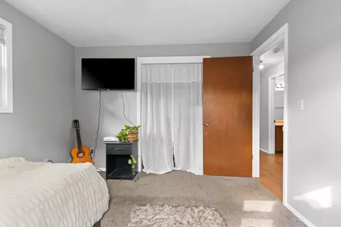 Bedroom - 41 Solar Cir, Appleton, WI 54915 photo 2 of 6