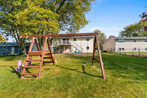 Exterior - 41 Solar Cir, Appleton, WI 54915 photo 7 of 9
