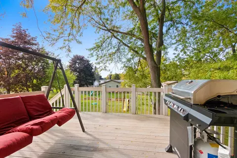 Exterior - 41 Solar Cir, Appleton, WI 54915 photo 3 of 9