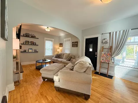 Living - 1403 N Oneida St, Appleton, WI 54911 photo 1 of 4