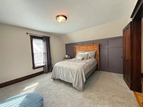 Bedroom - 1403 N Oneida St, Appleton, WI 54911 photo 1 of 2