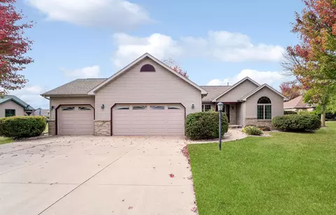 n7981 Carriage Court, Sherwood, WI 54169