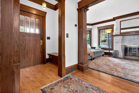 Entry Way - 228 N Union St, Appleton, WI 54911 photo 2 of 7