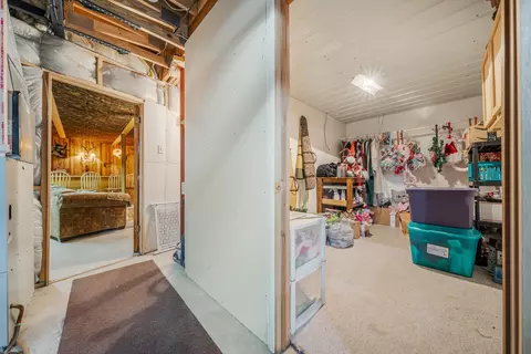Entry Way - n6969 Radio Road, Ripon, WI 54971 photo 3 of 3