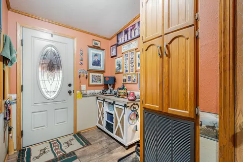 Entry Way - n6969 Radio Road, Ripon, WI 54971 photo 2 of 3