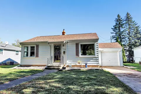 1205 Nicolet Ave, Green Bay, WI 54304