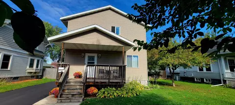 1239 Stuart St, Green Bay, WI 54301