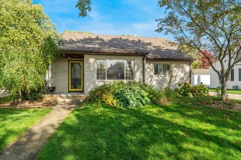 824 E Brewster St, Appleton, WI 54911 photo 2