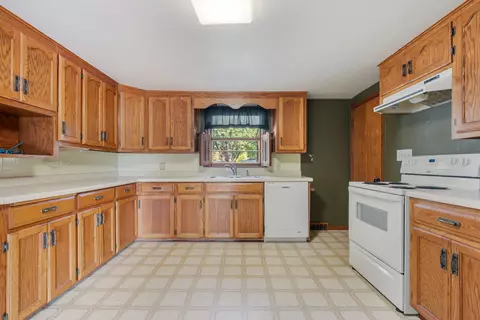 824 E Brewster St, Appleton, WI 54911 photo 9