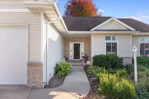 Exterior - n9108 Noe Road, Appleton, WI 54915 photo 2 of 5