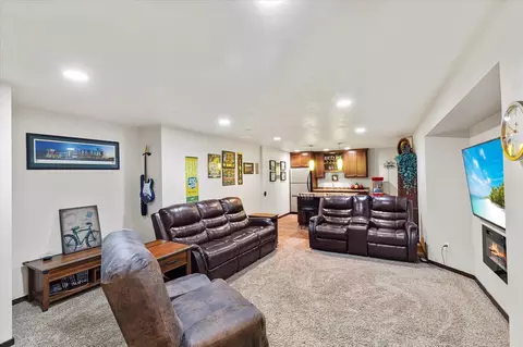 Living - n9108 Noe Road, Appleton, WI 54915 photo 1 of 1