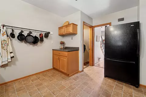 2115 N Morrison St, Appleton, WI 54911 photo 9