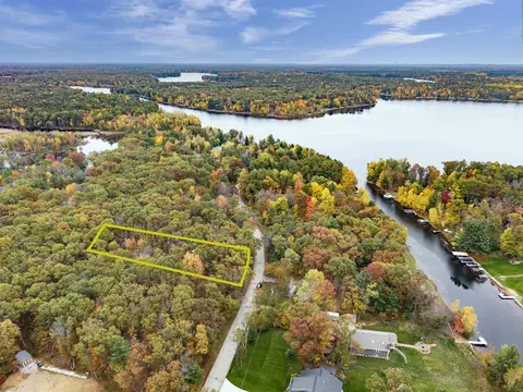 n1435 Spirit Ridge Court, Keshena, WI 54135