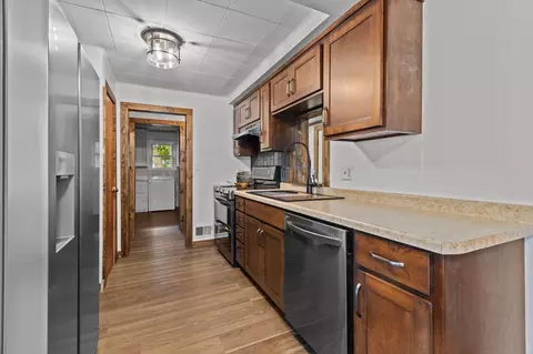 Kitchen - 1223 W Summer St, Appleton, WI 54914 photo 3 of 4
