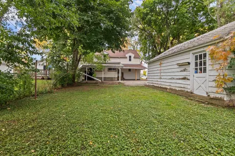 Exterior - 1223 W Summer St, Appleton, WI 54914 photo 10 of 10