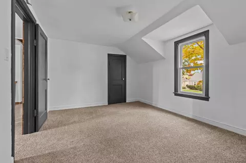 Bedroom - 1223 W Summer St, Appleton, WI 54914 photo 4 of 9