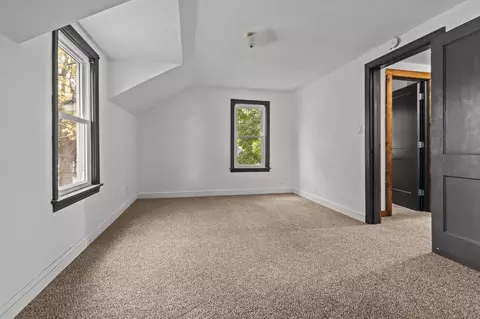 Bedroom - 1223 W Summer St, Appleton, WI 54914 photo 5 of 9