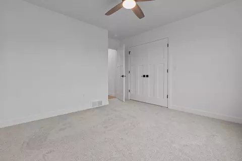 1224 S Kensington Dr, Appleton, WI 54915 photo 25