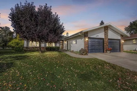 408 E Vermont Ave, Appleton, WI 54911 photo 2