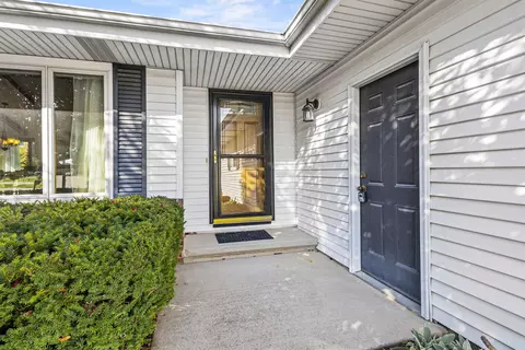 408 E Vermont Ave, Appleton, WI 54911 photo 4