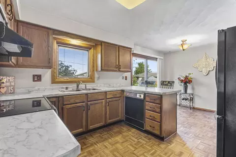 408 E Vermont Ave, Appleton, WI 54911 photo 14