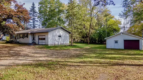 n702 Wisconsin 49, Berlin, WI 54923