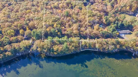 731 E South Lake St, Hancock, WI 54943