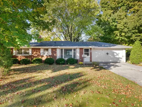 317 N Geneva Ave, Sturgeon Bay, WI 54235
