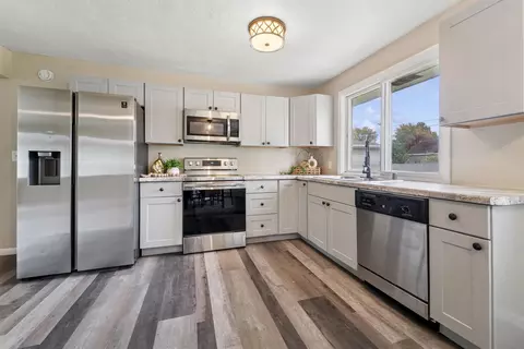 Kitchen - 1513 E Calumet St, Appleton, WI 54915 photo 2 of 2