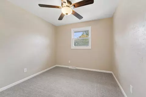 Bedroom - 1513 E Calumet St, Appleton, WI 54915 photo 3 of 6