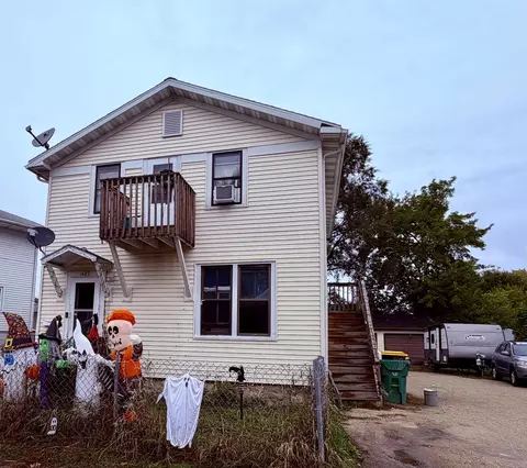 1483 Elm St, Green Bay, WI 54302