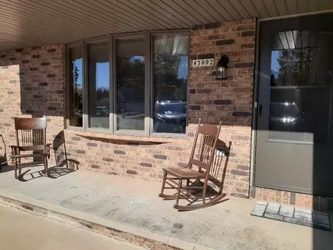 Exterior - n3992 Shamrock Circle, Appleton, WI 54913 photo 2 of 12