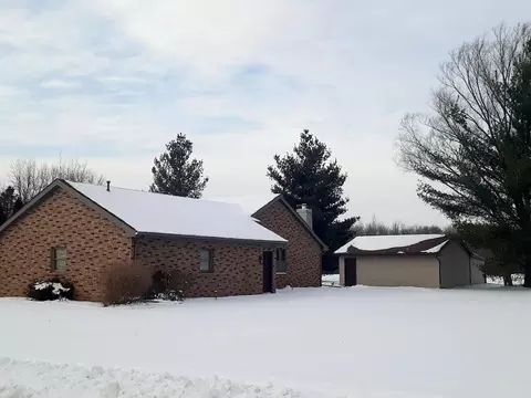 Exterior - n3992 Shamrock Circle, Appleton, WI 54913 photo 10 of 12