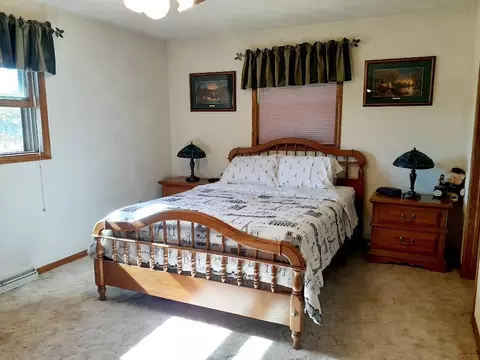 Bedroom - n3992 Shamrock Circle, Appleton, WI 54913 photo 4 of 6