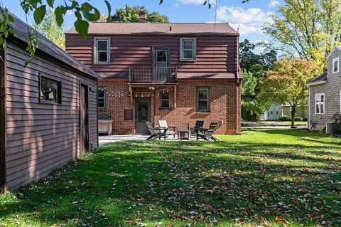 Exterior - 1613 N Division St, Appleton, WI 54911 photo 10 of 10