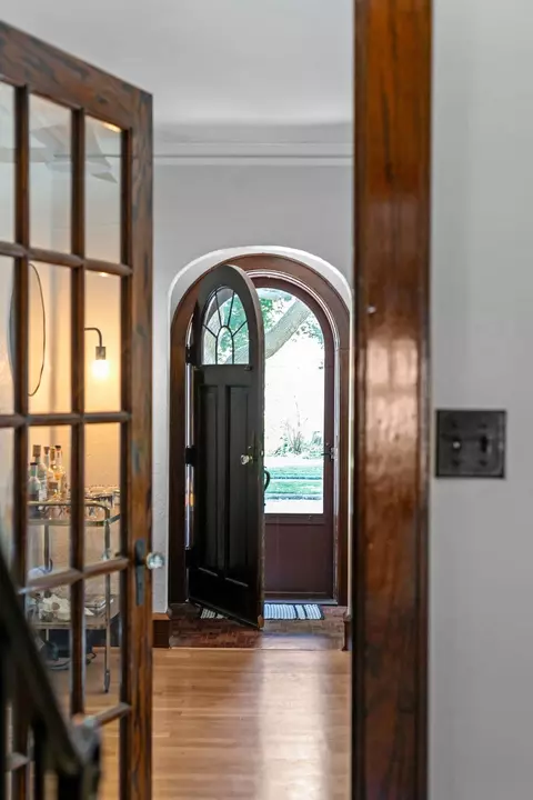 Entry Way - 1613 N Division St, Appleton, WI 54911 photo 7 of 14
