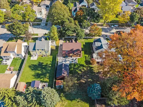 View/Area - 1613 N Division St, Appleton, WI 54911 photo 2 of 9