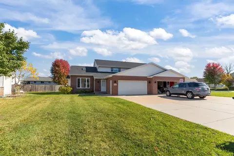 n308 Eastowne Court, Appleton, WI 54915