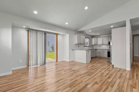 n308 Eastowne Court, Appleton, WI 54915 photo 9