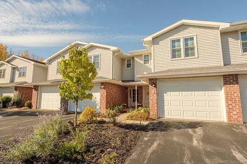 2579 Telluride Trl #E, Green Bay, WI 54313
