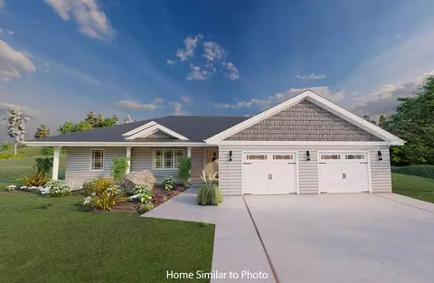 1927 Huffcutt Ln, Waupaca, WI 54981