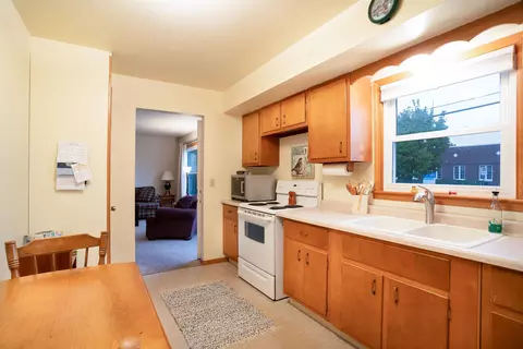 1517 W Rogers Ave, Appleton, WI 54914 photo 11
