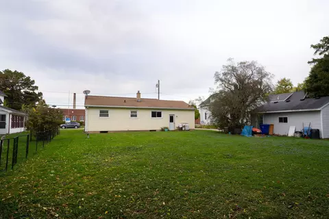 1517 W Rogers Ave, Appleton, WI 54914 photo 3
