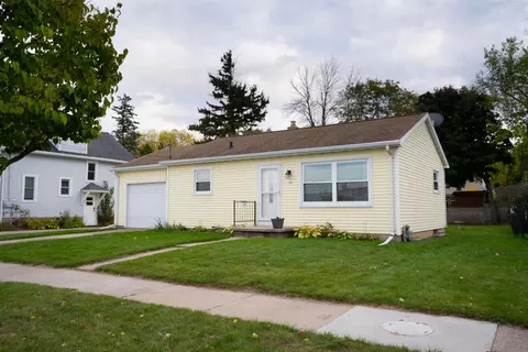 1517 W Rogers Ave, Appleton, WI 54914