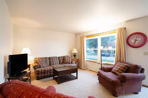 1517 W Rogers Ave, Appleton, WI 54914 photo 8